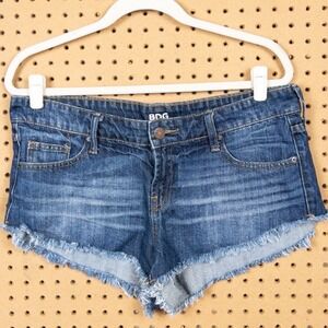BDG Urban Outfitters Womens Denim Cutoff Shorts Medium Wash Raw Hem OB407242